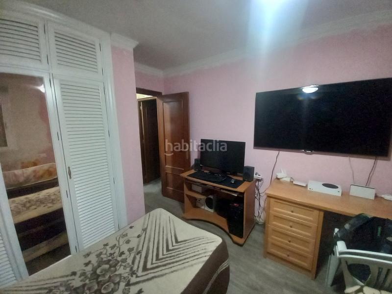 Foto d55666fa-994a-44a7-8b6b-ab5d115d49cb. Xalet amb xemeneia calefacció piscina a Albolote