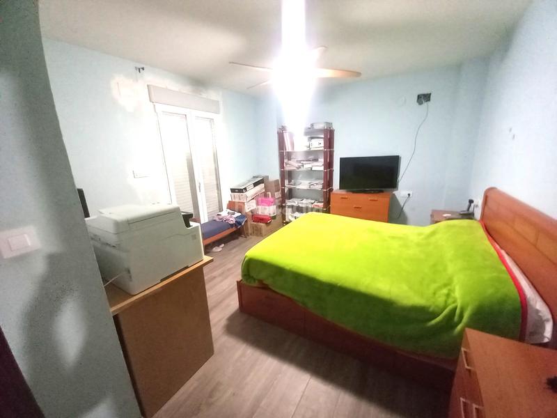 Foto d72d9ea0-5287-4247-86a7-2dfc7bcc9160. Xalet amb xemeneia calefacció piscina a Albolote