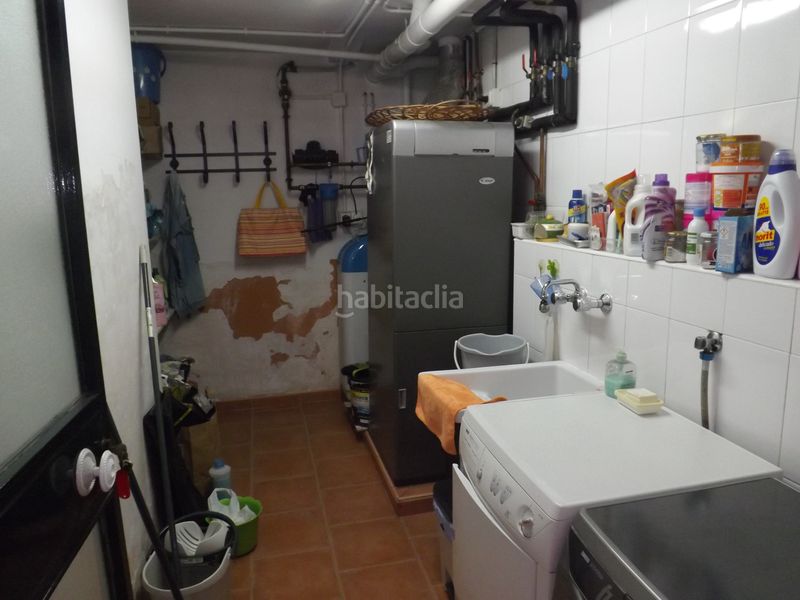 Foto 3b5b12ec-d04b-4937-88b8-e5ff2dad51cc. Xalet amb calefacció aparcament a Barrio de la Vega Monachil