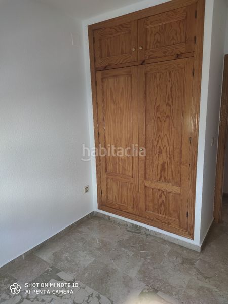 Foto b2123aff-f3f1-46ff-b847-b67da97026ac. Xalet amb xemeneia calefacció aparcament a Barrio de la Vega Monachil