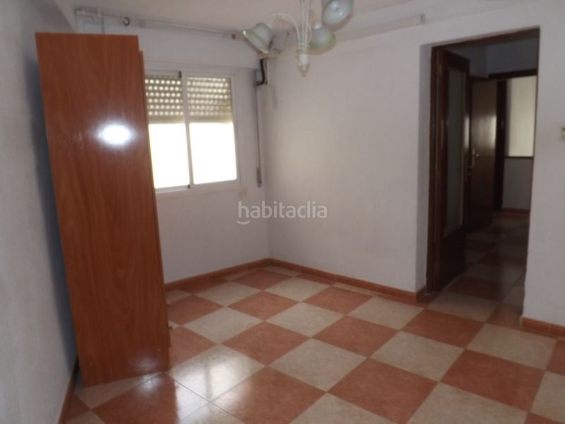 Foto c8936b1c-2e3e-43c6-8679-388f4229882d. Chalet casa en Maracena