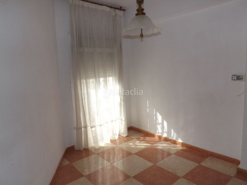 Foto cac0e4d1-2d41-4b20-9858-c4cf090cdb0d. Chalet casa en Maracena