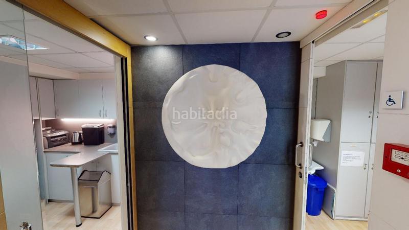 Foto b9765c3d-ab7c-48b5-9a3d-0d30f3200d48. Local comercial a Mira-sol Sant Cugat del Vallès