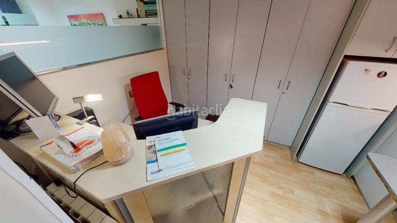 Foto f2ef3f16-3cd2-42d6-ad0b-ff79b426b201. Local comercial a Mira-sol Sant Cugat del Vallès