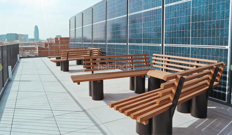 Foto d5b7dd40-c0f5-4fdb-8c09-1c55131ee9dd. Edificio in Provençals del Poblenou Barcelona