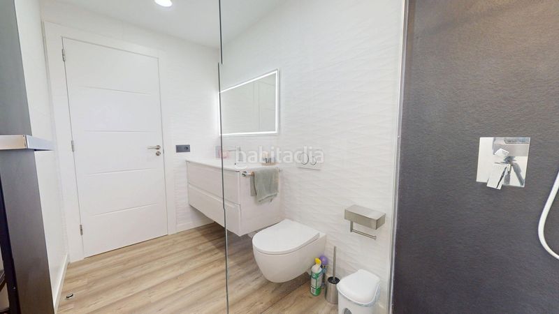 Foto 5aa34b02-7b7a-41ac-aa41-fd1a32d4e15b. Duplex avec parking dans Malgrat de Mar