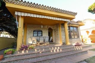 Chalet en La Barrosa. Chalet independiente la barrosa