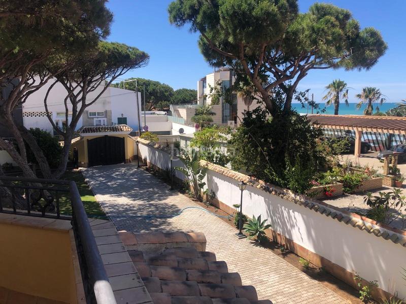 Foto 1d5cadba-8bed-49df-b05c-bc3f4ffc8e87. Chalet avec chauffage piscine dans La Barrosa Chiclana de la Frontera