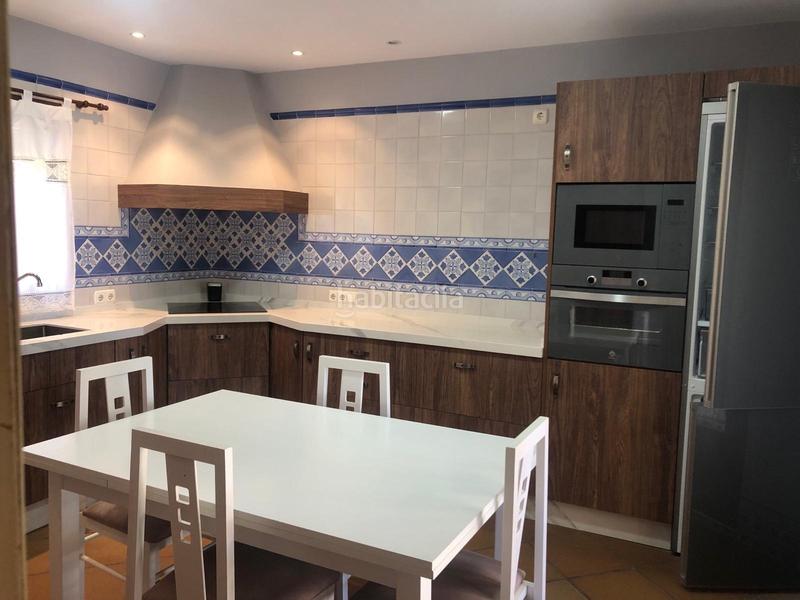 Foto 9dda2f25-b972-423f-8bd7-7104a4e84ff9. Chalet avec chauffage piscine dans La Barrosa Chiclana de la Frontera