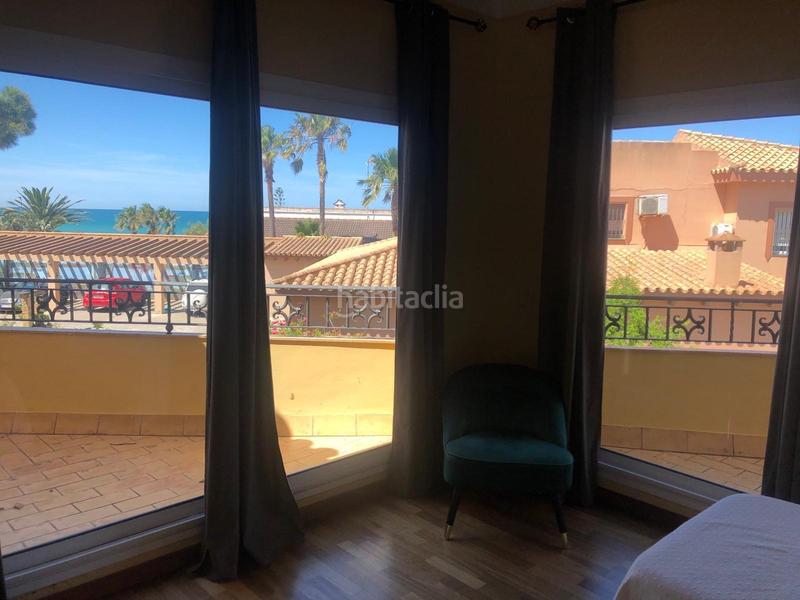 Foto a077403e-5276-43d7-a254-f0be9f524374. Chalet avec chauffage piscine dans La Barrosa Chiclana de la Frontera