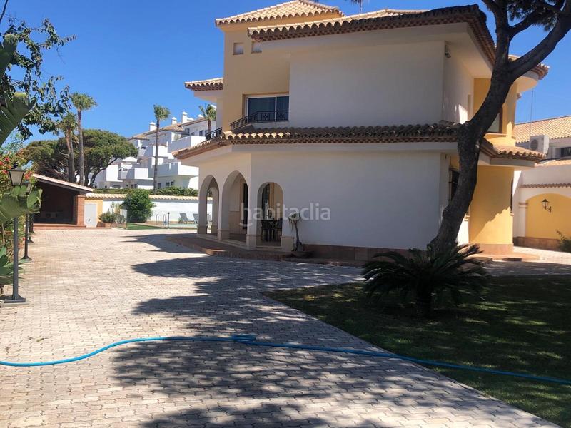 Foto cebfed57-49b6-4273-ad53-5904ef948305. Chalet avec chauffage piscine dans La Barrosa Chiclana de la Frontera