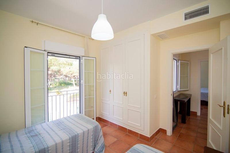 Foto 4832ef55-58ae-4068-a4de-fce89abd71d2. Xalet amb aparcament piscina a Novo Sancti Petri Chiclana de la Frontera