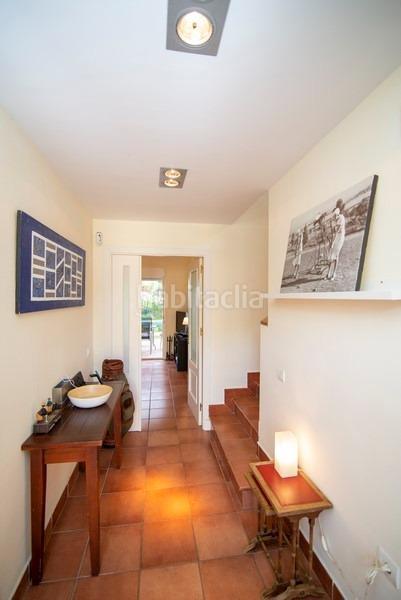 Foto 495f4454-c33c-4428-b1cc-cebb5515da3a. Xalet amb aparcament piscina a Novo Sancti Petri Chiclana de la Frontera