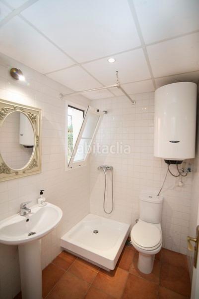 Foto 5f9920bc-f9e6-4cc4-8b8e-f3717aea5f74. Xalet amb aparcament piscina a Novo Sancti Petri Chiclana de la Frontera