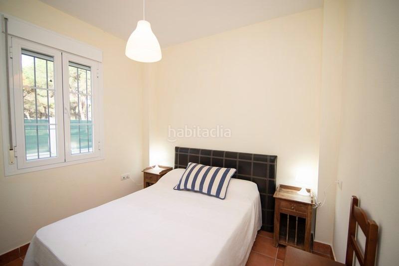 Foto f098df32-d39f-4333-8920-bfdf8072785c. Xalet amb aparcament piscina a Novo Sancti Petri Chiclana de la Frontera