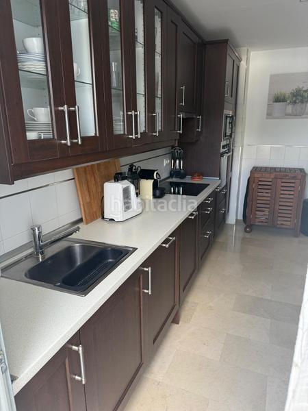 Foto 22c6e060-b688-4c43-bca9-2c6a292d01bf. Casa adossada amb piscina a La Barrosa Chiclana de la Frontera