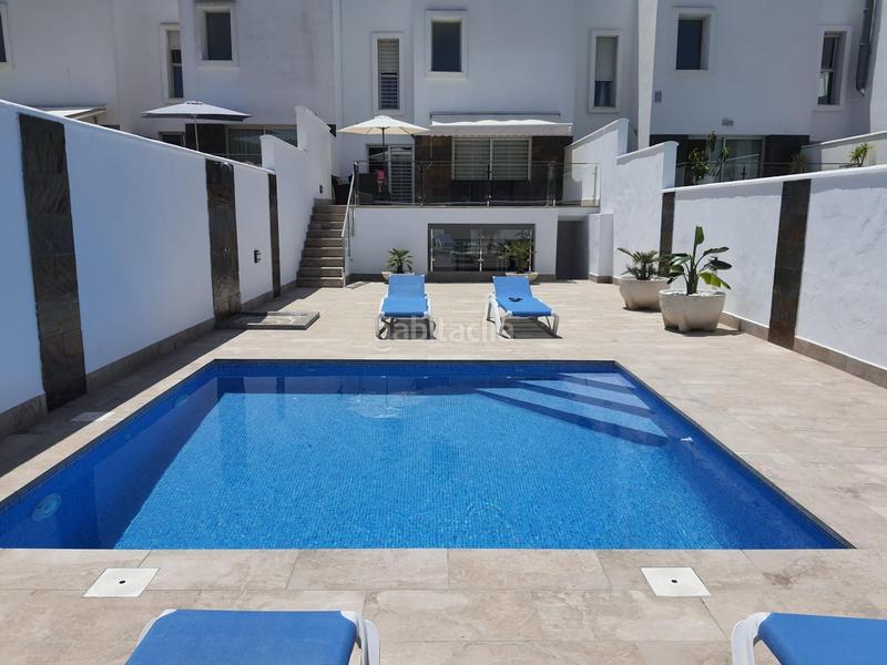 Foto 2e9d315c-a2b2-4c05-8729-35b5db6859c4. Casa adossada amb piscina a La Barrosa Chiclana de la Frontera