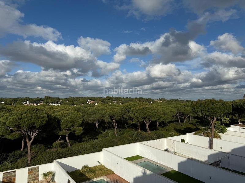 Foto 4ea418c3-f308-4b8b-bfbf-cc1ae3b52b75. Casa adossada amb piscina a La Barrosa Chiclana de la Frontera