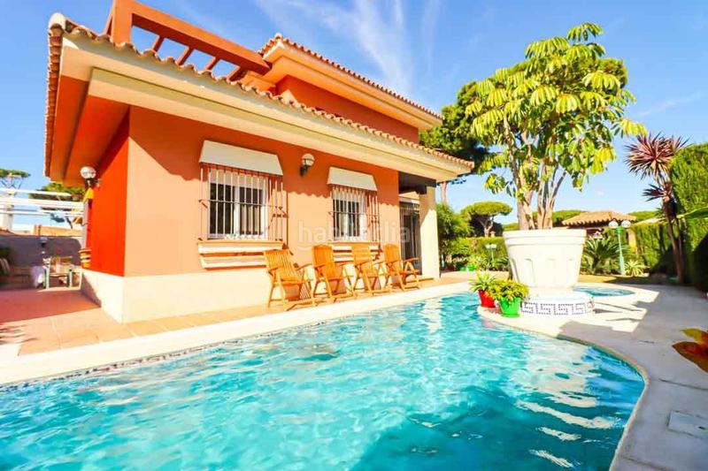 Foto 7cbb404f-2c67-43b3-ab61-fbe443ecbb94. Chalet avec chauffage piscine dans La Barrosa Chiclana de la Frontera