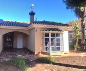 Chalet à Sancti Pietri. Chalet en la zona de costa sancti petri.