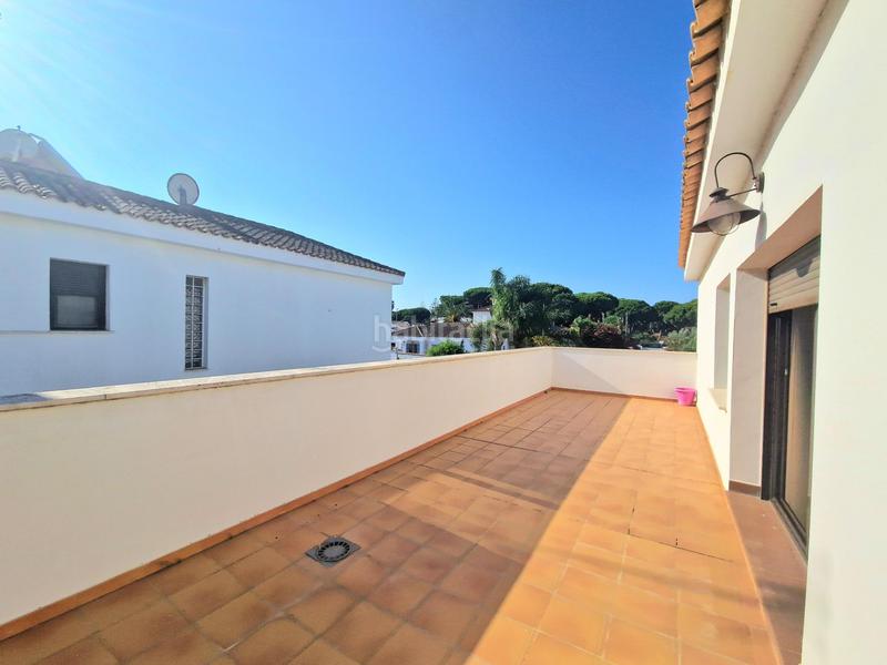 Foto 87b65522-f570-4458-b401-4df0bf5fa6f8. Chalet avec chauffage piscine dans Los Gallos Chiclana de la Frontera