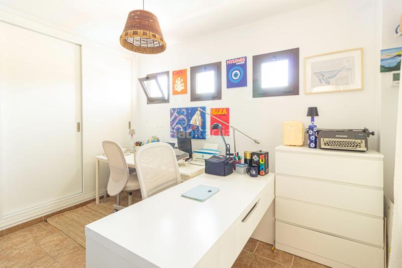 Foto dfda1c7a-e1f6-4920-9436-bf5531302a79. Chalet avec chauffage piscine dans Los Gallos Chiclana de la Frontera