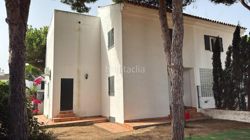 Foto 1a0379dd-d573-4ea1-96e7-23ae5c614b53. Casa pareada amplio chalet pareado coto la campa en Chiclana de la Frontera