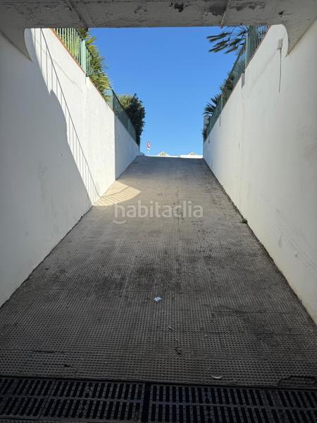 Foto 4ca28de2-1fad-4c6b-bebd-08ddfcfd8fb6. Duplex with parking pool in Las Lagunas - Campano Chiclana de la Frontera