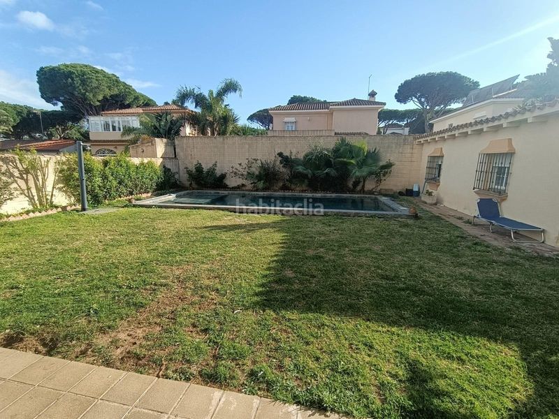 Foto aae0e05a-273c-4a0b-b437-2737ef3334df. Chalet with parking pool in Los Gallos Chiclana de la Frontera