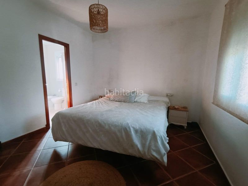Foto b5da4ceb-246b-45ee-8064-23e6febfa9e6. Chalet with parking pool in Los Gallos Chiclana de la Frontera