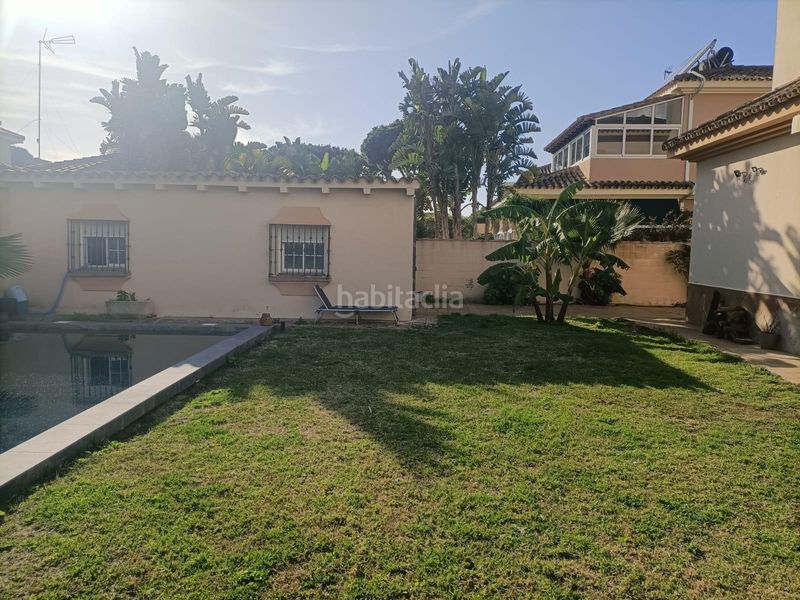 Foto f266a01c-bcb3-4ab0-92b1-a01cb441197d. Chalet with parking pool in Los Gallos Chiclana de la Frontera