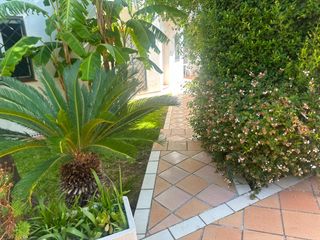 Casa adossada a La Barrosa. Adosado en el coto la campa.