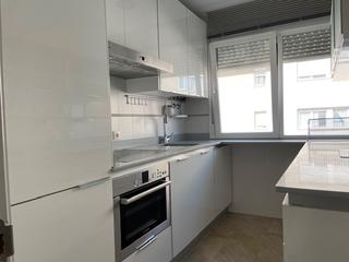 Pis a Astilleros - La Paz  - Loreto - El Corte Inglés. Se vende piso atractivo buena zona.