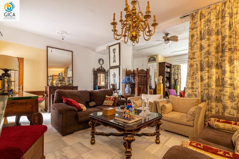 Foto f5f7df61-54f2-41c8-9588-5f0cd1031e18. Casa se vende vivienda con encanto en el Centro. en Jerez de la Frontera