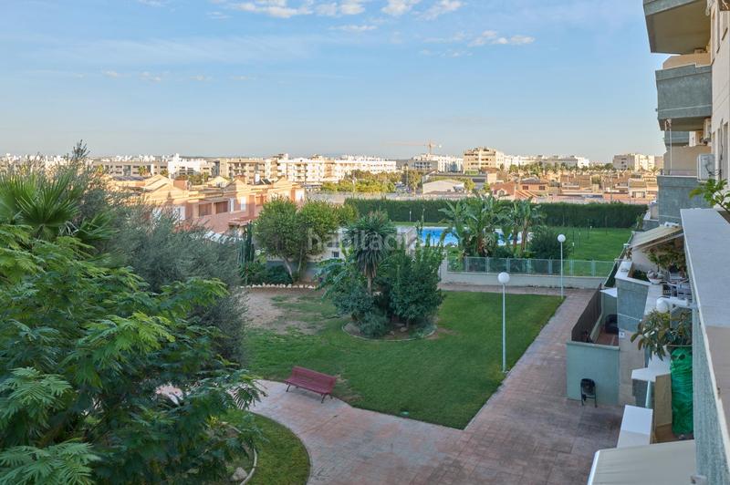 Foto 541d7282-a0cd-4b7a-81a6-3bd266ce823c. Pis amb aparcament piscina a El Altillo Jerez de la Frontera