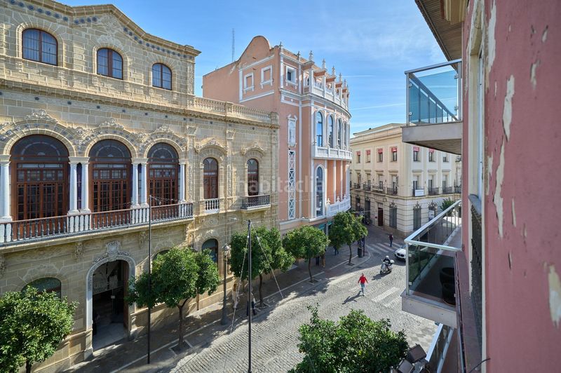 Foto 3e1d730e-9ea6-49b9-9721-7a3ce6768a1b. Àtic amb calefacció a Centro Jerez de la Frontera