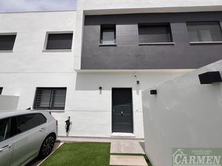 Maison à Pozoalbero. Jerez de la fronteracasa