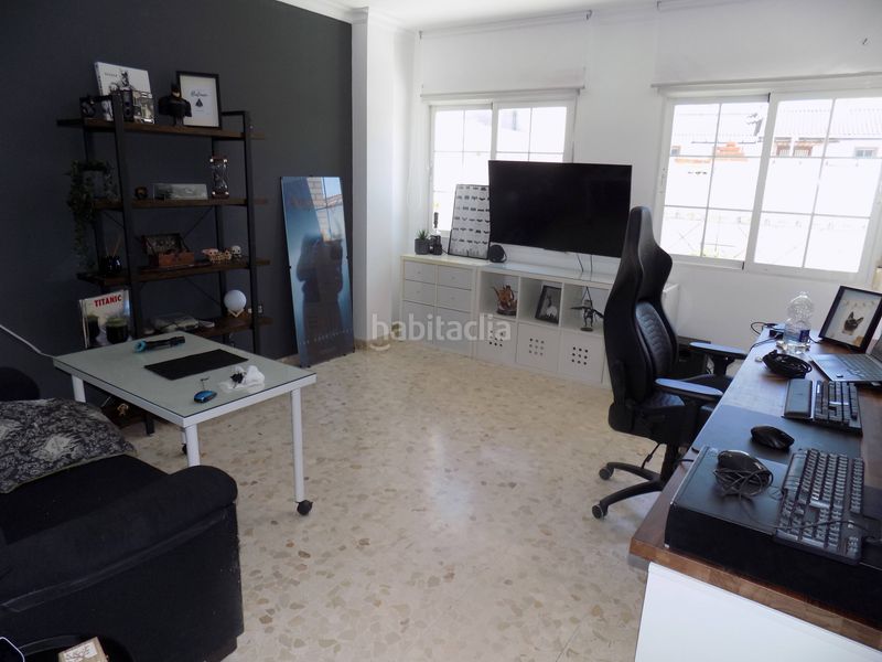 Foto 1d7ce604-963b-4f13-a716-d64dcef1ec5e. Casa amb aparcament a Santa Fe