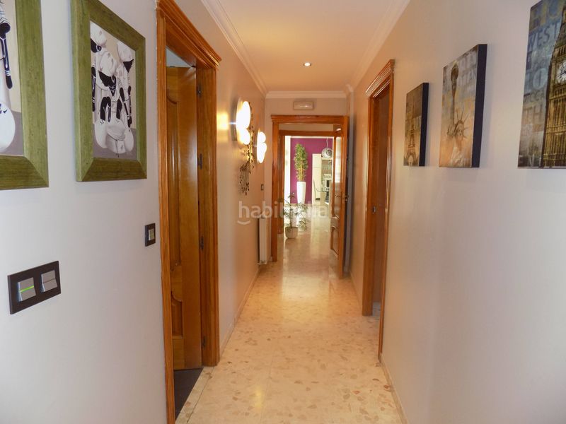 Foto 1fa25b90-53d7-4c89-978f-55557b260d22. Casa amb aparcament a Santa Fe