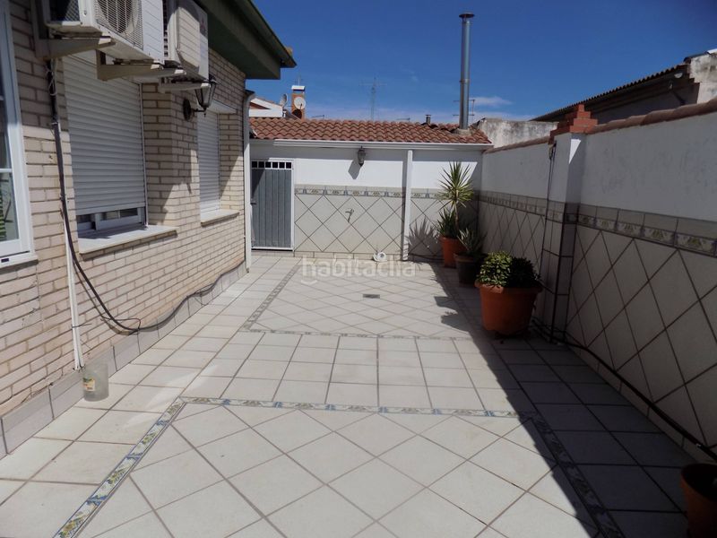 Foto 884a7d85-0cf4-4799-9564-ba90d6ffc6b4. Casa amb aparcament a Santa Fe