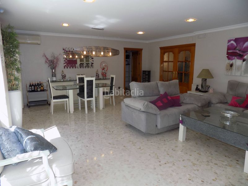 Foto 8b7ef1ff-619f-4ed3-a832-18bd793390b4. Casa amb aparcament a Santa Fe