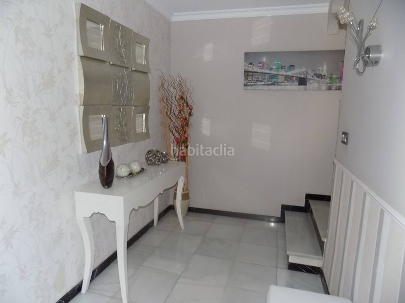 Foto b346c3b7-5768-4ff2-a26f-850ea4798940. Casa amb aparcament a Santa Fe