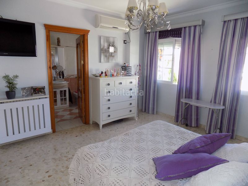 Foto dd1dd4ce-20e7-4c31-8dbe-ab379fb90c00. Casa amb aparcament a Santa Fe