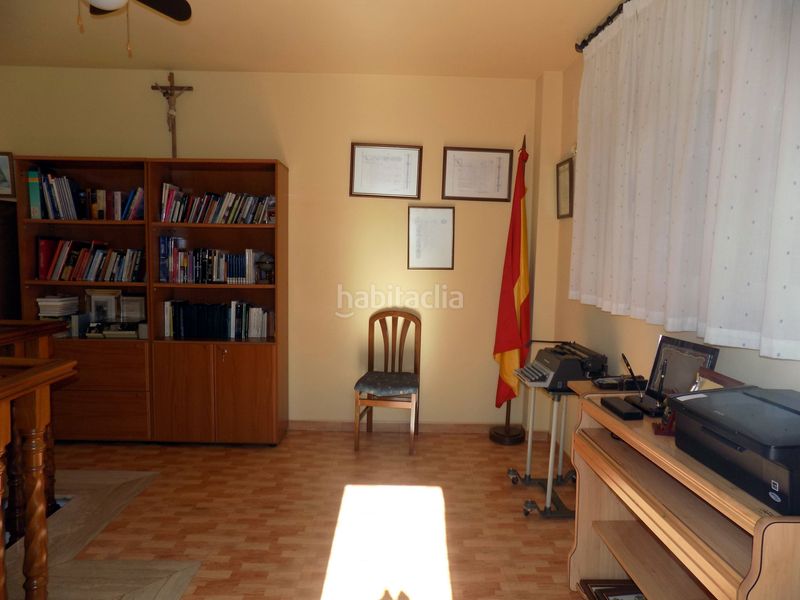 Foto 2cc48c1c-4fd0-4e2f-a76c-5e9d17f0a3b1. Casa amb aparcament a Santa Fe