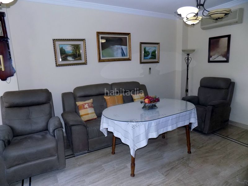 Foto 2fe27bea-18c1-497f-b168-74153b921768. Casa amb aparcament a Santa Fe