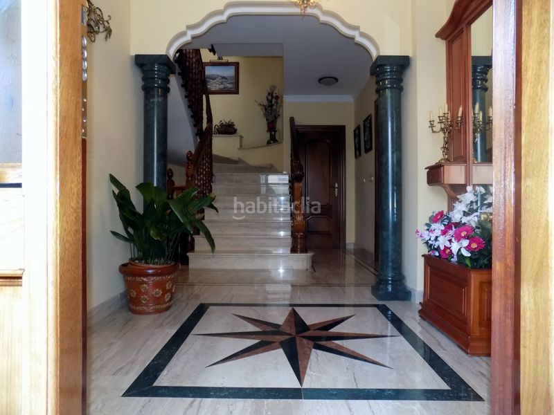 Foto 65ec7303-e6f9-4cd1-8fd7-85a193338100. Casa amb aparcament a Santa Fe