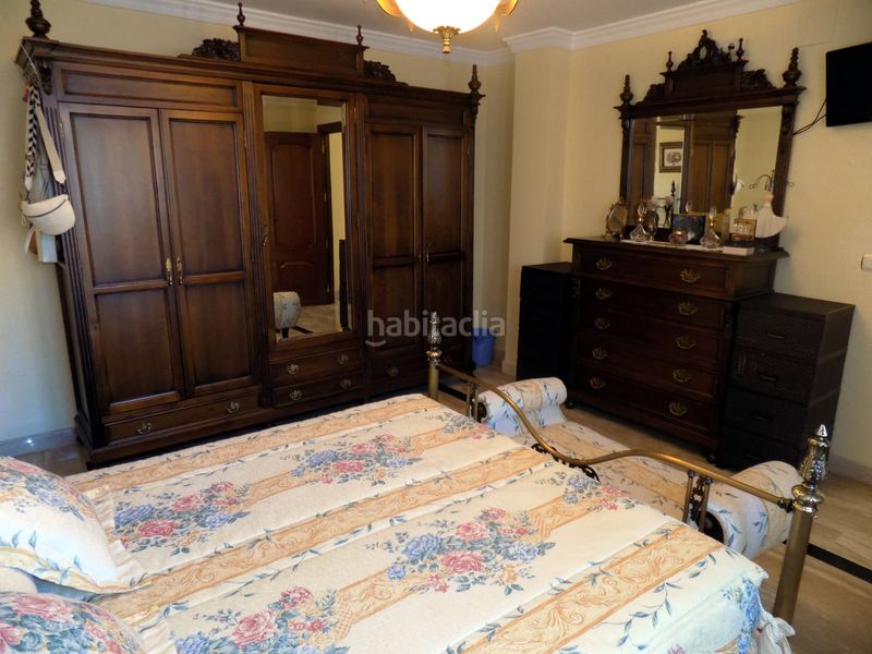 Foto 7337fd1c-6c51-4f40-a6e6-ac2b296a1d15. Casa amb aparcament a Santa Fe