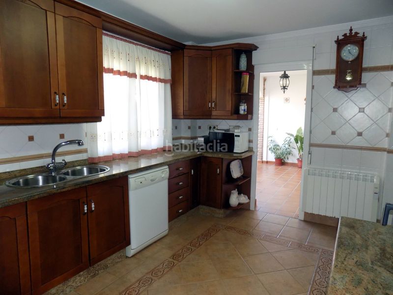 Foto 7d35cbe9-d0b5-4baa-9b80-c64013809fc0. Casa amb aparcament a Santa Fe