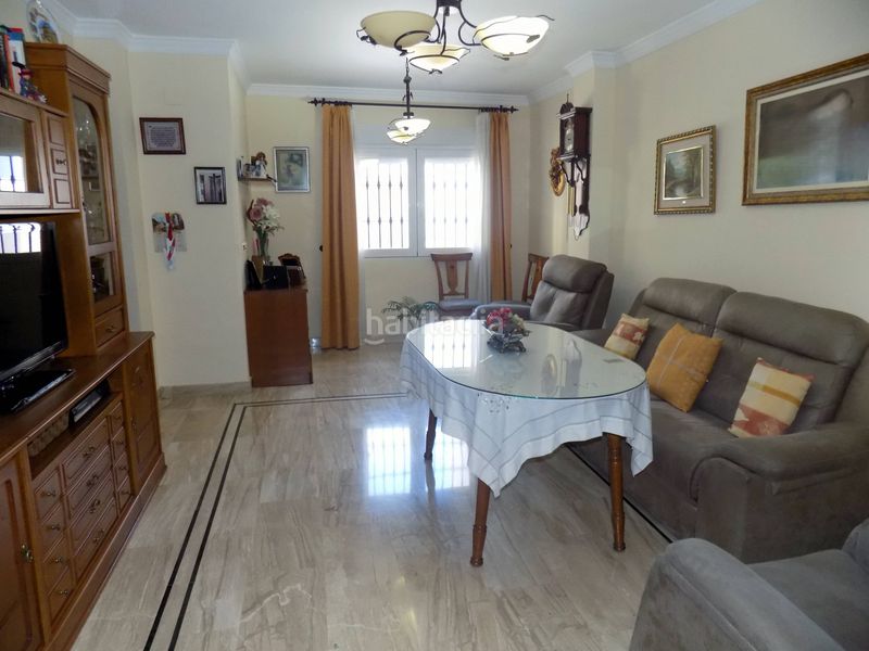 Foto bb0ee2e5-e133-40ed-84ca-6f38703bad22. Casa amb aparcament a Santa Fe