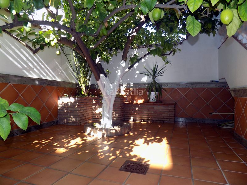 Foto c1bdd6a6-61b3-4a26-b4e4-a077915112e9. Casa amb aparcament a Santa Fe